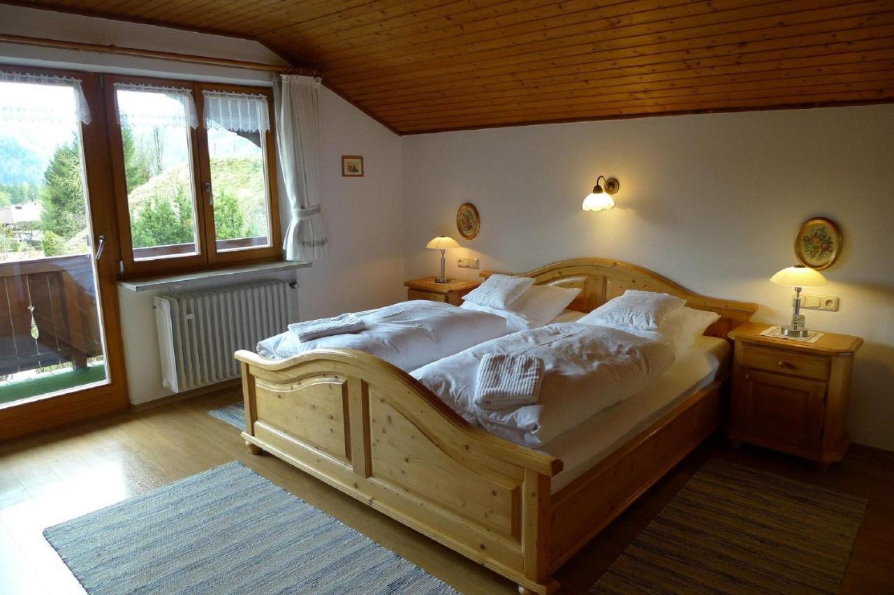 Haus Schmidberger Apartment ชไนซ์ลรอยธ์ ภายนอก รูปภาพ